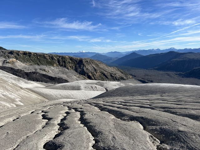 Field work at Cord&oacute;n Caulle, 2024