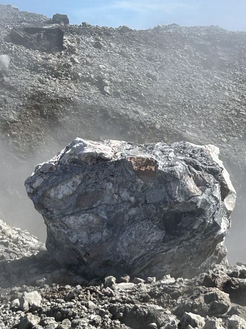 Field work at Cord&oacute;n Caulle, 2024