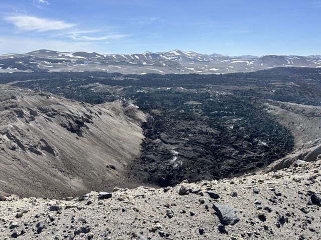 Field work at Cord&oacute;n Caulle, 2024