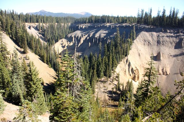 Crater Lake welded tuff
