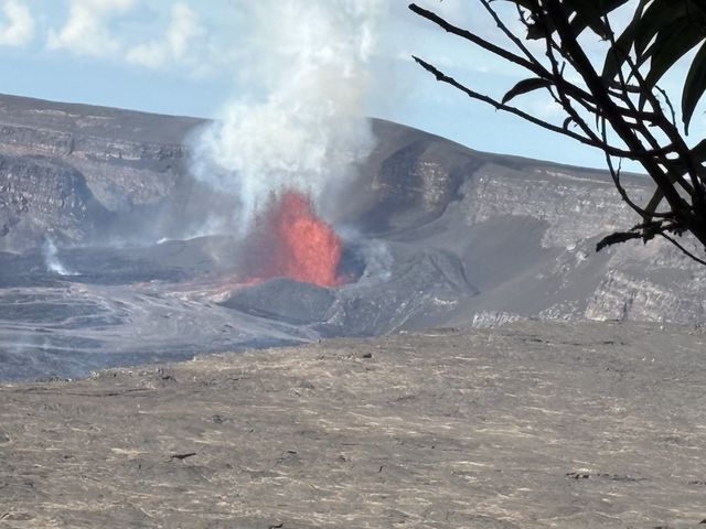 Lava fountain at Kīlauea